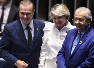 Senadores de MT votam para ‘afrouxar’ Lei da Ficha Limpa e reduzir prazo de inelegibilidade