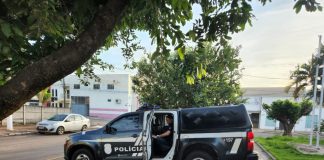 Polícia Civil cumpre mandado de prisão e o suspeito acaba pego em flagrante com drogas