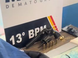 Polícia Militar frustra tentativa de roubo e apreende menores com arma de fogo e facão