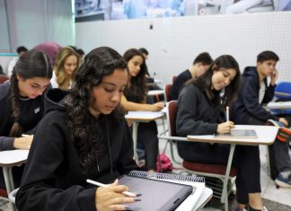 Conheça as regras para a prova de redação do Enem 2025 no domingo