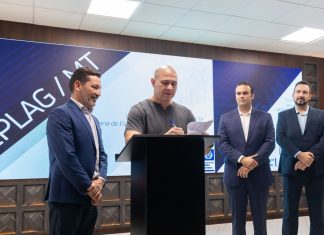 Prefeito assina parceria com Estado para aperfeiçoamento da gestão municipal