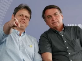 Prisão de Bolsonaro aumenta pressão para que Tarcísio dispute a Presidência em 2026