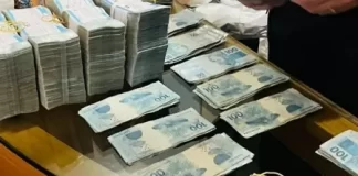 PF apreende R$ 430 mil na casa de líder do PL em operação que investiga desvio de cota parlamentar