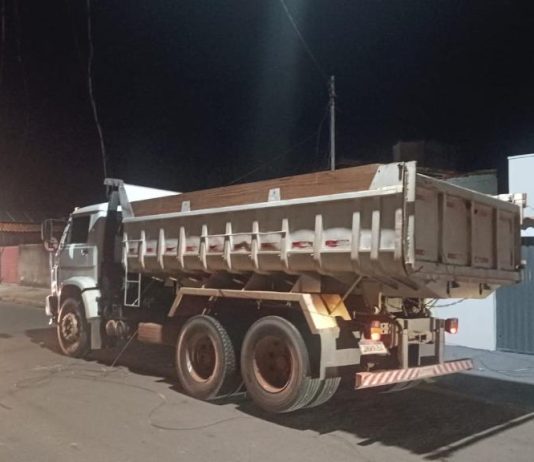 Polícia Militar prende homem e recupera caminhão furtado em cidade de MT