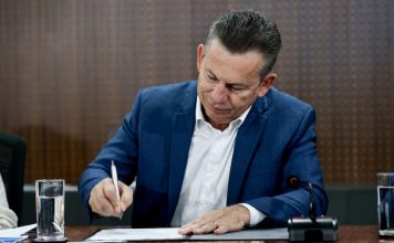 Mauro veta projeto que concede reajuste de 6,8% a servidores do Tribunal de Justiça