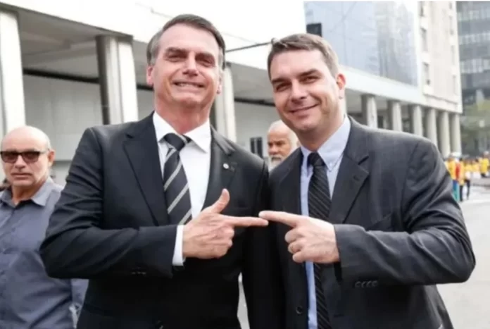Jair-e-Flavio-Bolsonaro