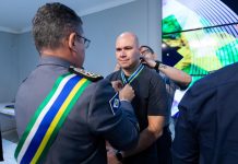 Prefeito de Cuiabá é condecorado pela PMMT e reforça apoio às corporações
