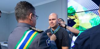 Prefeito de Cuiabá é condecorado pela PMMT e reforça apoio às corporações
