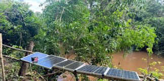 Suspeitos montaram acampamento clandestino com diversas placas solares, às margens do Rio Alegre