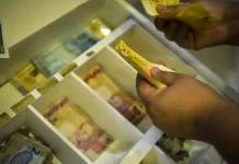 Caixa começa a pagar saldo do FGTS retido pelo saque-aniversário