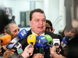 Max diz que Taques assume PSB organizado e sem dívidas, diferente de quando ele entrou: ‘saio pela porta da frente’