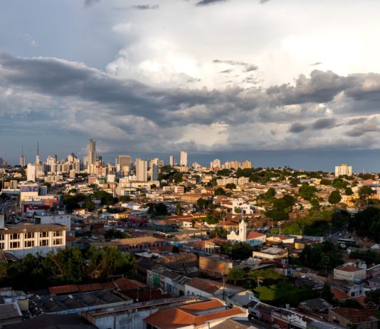 Apesar de chuva, domingo de votação deve registrar calor de até 39°C em regiões de MT