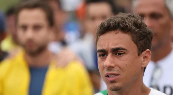 Nikolas Ferreira é alvo de ação de R$ 200 mil por suposta discriminação em vídeo