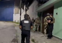 Polícia Civil cumpre mandados em SP contra grupo criminoso envolvido em golpe do falso presente