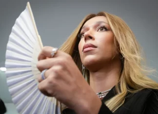 Justiça rejeita ação de Erika Hilton contra estudante após declaração sobre mulheres trans