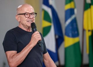 Pivetta questiona declaração de Fagundes sobre apoio de Bolsonaro e afirma que fala pode não ter fundamento