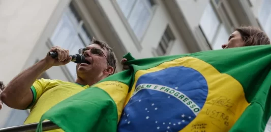 Datafolha aponta Lula com 46% e Flávio Bolsonaro com 43% em simulação de segundo turno