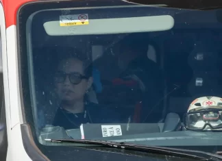 Bolsonaro é levado ao hospital após apresentar vômitos e calafrios no DF