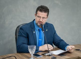 Câmara cria Dia do Patriota na data que marcou atentado contra Bolsonaro