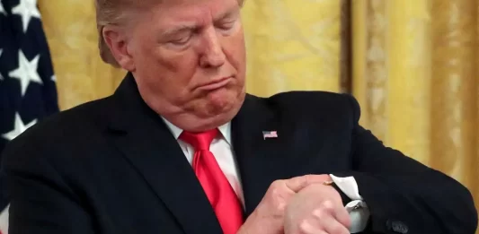 Trump sempre Arrega