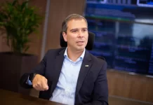 Ex-presidente do BRB é preso pela Polícia Federal em investigação sobre caso Banco Master