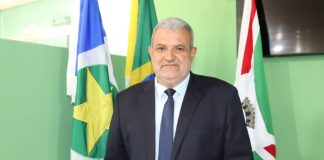 Câmara destitui presidente após denúncia de violência doméstica e vereador segue foragido