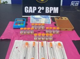 PM prende cinco suspeitos por tráfico, receptação, contrabando e recupera veículo furtado