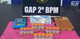 PM prende cinco suspeitos por tráfico, receptação, contrabando e recupera veículo furtado