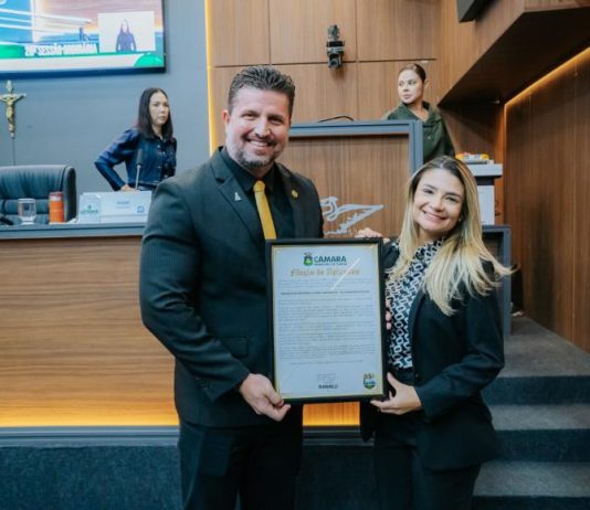 Delegada da PF recebe homenagem por operação que eliminou abusador sexual de bebê em Cuiabá