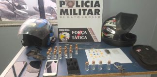 Força Tática prende quatro homens e apreende frascos de “loló” e comprimidos de ecstasy