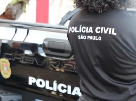 Polícia apura contrato milionário ligado à produtora de filme sobre Bolsonaro