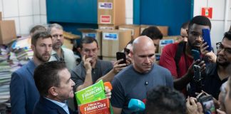 Abilio rejeita acusação de “pedalada” na Educação e faz ironia com vídeo de Emanuel pedalando