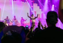 Entrada gratuita amplia acesso do público e marca noite de Thiaguinho e Kamisa 10 na Expoagro