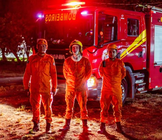 Incêndio ao lado da Policlínica do Pedra 90 é controlado sem afetar atendimentos