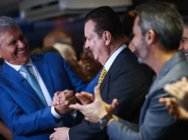 Caiado oficializa Kassab como vice em chapa para a disputa presidencial