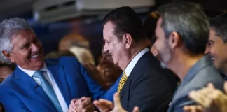 Caiado oficializa Kassab como vice em chapa para a disputa presidencial
