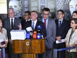 Governo libera R$ 884 milhões em emendas de parlamentares que votaram contra convocação de Lulinha