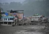 Enxurrada de lama deixa mortos e centenas de desaparecidos no Nepal e Tibete