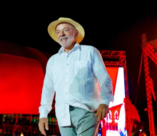 Lula concede entrevista à Record e fala sobre Lulinha, Marcola e Trump