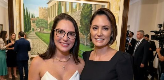 Janaina Riva confirma aliança entre MDB e PL e anuncia participação de Michelle e Flávio Bolsonaro na campanha