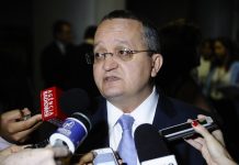 Pedro Taques prepara novas críticas ao governo de Mato Grosso
