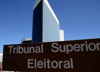 TSE determina remoção de vídeo que associa Lula ao PCC e ao CV