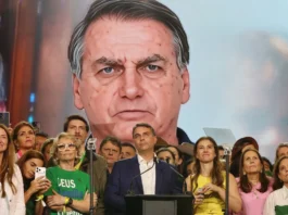 TSE analisa uso de IA para recriar Bolsonaro em convenção de Flávio nesta terça