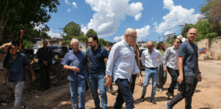 Prefeito e governador acompanham início da revitalização completa do Largo do Rosário