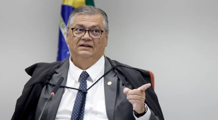 Flávio Dino determina retorno de Andrei Rodrigues ao comando da Polícia Federal