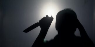 Homem é atingido por facada nas costas e fica com lâmina cravada no corpo em Sapezal