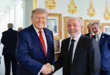 Após conversa com Lula, Trump orienta equipe a buscar acordo sobre tarifas
