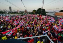 Cuiabá registra atos de apoiadores de Lula e Flávio Bolsonaro na reta final da eleição