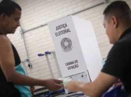 Brasileiros vão às urnas nos Estados Unidos sob apreensão com operações de imigração