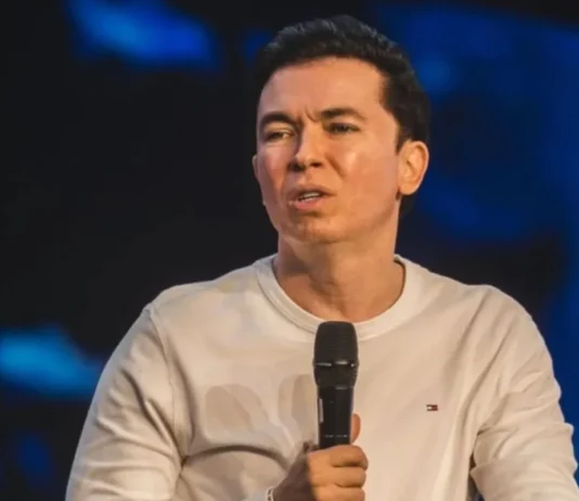 Pastor Lucinho e Igreja Lagoinha são condenados por pregação sobre beijo na filha